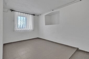 2+1 po rekonstrukci v zatepleném RD, nová kuchyně s myčkou - 4