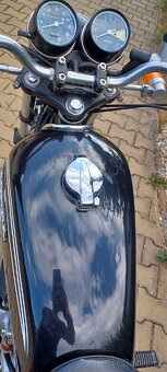 Honda CB 250 G - 4