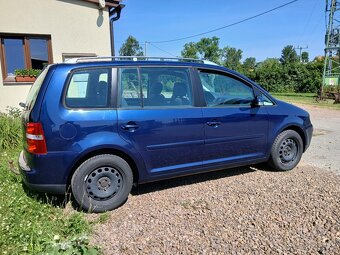 Volkswagen Touran 1.9 tdi 77kw DSG - 4