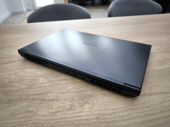 XMG Neo 17 Gaming - ZÁRUKA 2 ROKY - 4