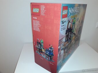 LEGO NINJAGO 71799 Trhy v NINJAGO City - 4