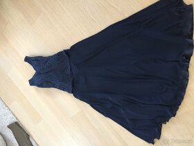 Prodám dlouhé společenské šaty,top pošitý korálky - 4