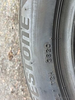 Zimní pneu Bridgestone 185/60 R16 86H vzorek 80-90% - 4