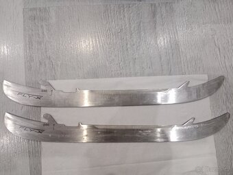 Brusle Bauer Supreme 3S vel. 5.0 - 4