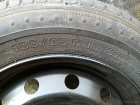 Letní pneu s plechovými disky R15 - 4