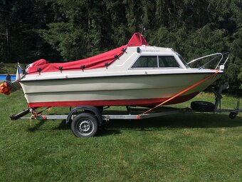 Motorová kajutová loď MICROPLUS461 - 4