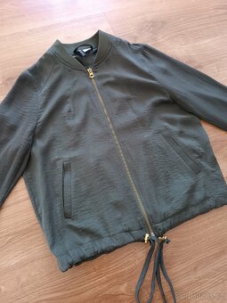 Slabounký bomber H&M - 4