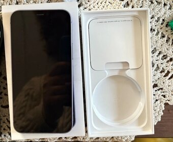 Prodám Apple iPhone 12 64GB Purple - 4