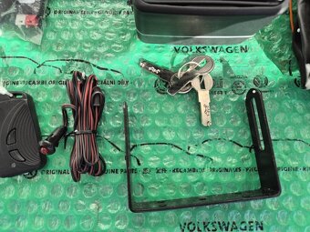 vozy VW originální univerzální autoalarm - 4