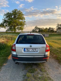 Škoda Octavia 2 SCOUT Combi 2.0TDI - 4