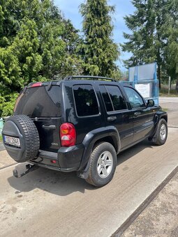 Jeep Cherokee kj - 4