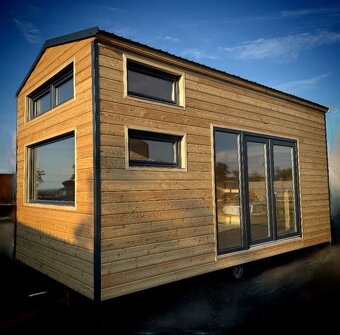 Tiny house 6 x 3 - - 4