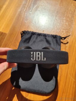 Bezdrátová sluchátka JBL Live 650BTnc - 4