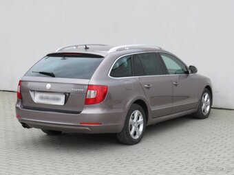 Škoda Superb II 2.0TDi ,  103 kW nafta, 2010 - 4