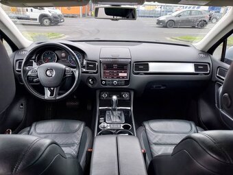 Vw Touareg 3.0 tdi, jen 178000km. 2015 - 4