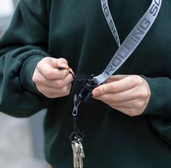Klíčenka Rolling Square Lanyard s identifikátorem QR - 4