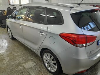 Kia Carens 1,7 CRDI 7-míst - 4