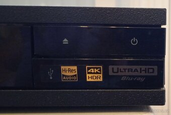 SONY UBP-X800 4K ULTRA HD BLURAY - 4