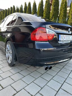 Predám BMW E90 330xDrive 4x4 190kw/258koní - 4