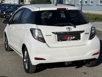 🚗 Toyota Yaris 1.0VVTi KAMERA TAŽNÉ PŮVOD ČR - 4