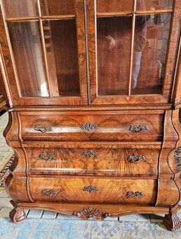 Luxusní vitrína v barokním stylu - břichatka - kořenice - 4