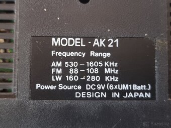 Prodám RETRO rádio INTERNATIONAL model AK 21 viz foto. - 4