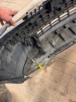 Renault Megane 2, přední nárazníky - 4