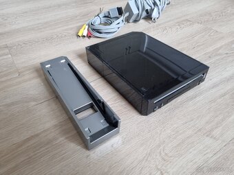 Konzole Nintendo Wii s kabely - 4