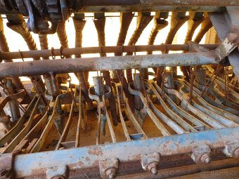 Secí stroj SAXONIA na traktor RS-09 - 4