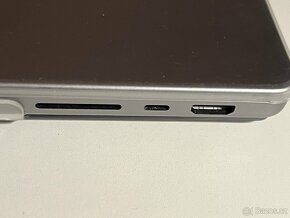 Macbook Pro 14-inch 32GB RAM - 4