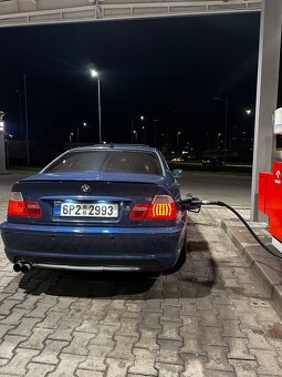 BMW e46 330d cd - 4