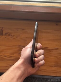 iPhone Xr 64gb 90% baterie - 4