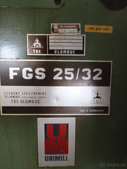 Konzolová frézka TOS FGS 25/32 - 4