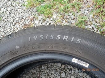 1xLetní guma DUNLOP SP SPORT 01A 195/55 R15 1x6MM - 4