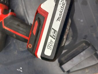 Aku vrtačka Makita M8301D - 4