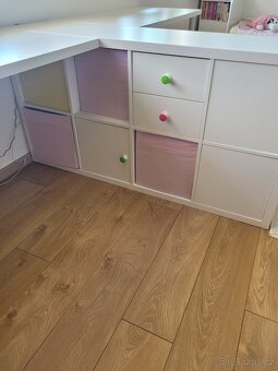 Nábytek dětský pokoj, stoly, skříně - 4