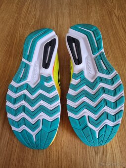 Běžecké boty Saucony Ride 13, vel UK10,5, EUR 46 - 4