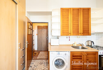 Pronájem bytu 1+1, Pernerova, Karlín, 17000 Kč/měs, 37 m2 - 4