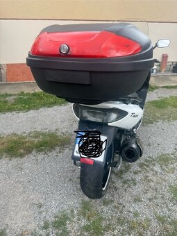 Yamaha TMAX 500 - 4
