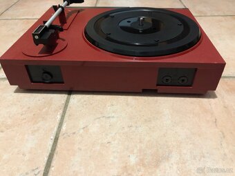 Gramofon tesla NZC 030 - 4