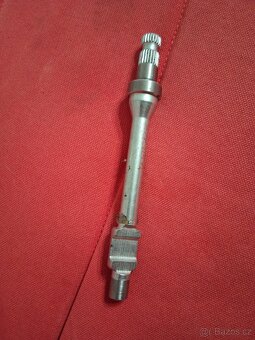 Yuki TR 250, Sm, hřídel spojky , kryt kyvné - 4