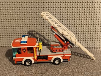 Lego 60107 - 4