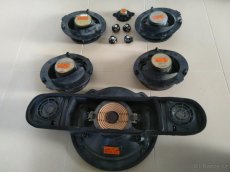 Reproduktory a zesilovače Harman - Kardon na Mercedes E - w2 - 4