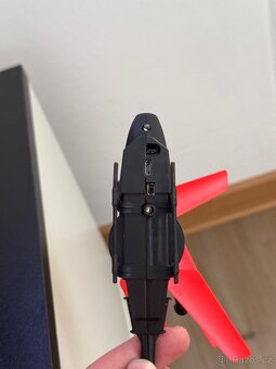 RC vrtulník s gyroskopem - 4