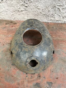 Horní díl masky asi Jawa/ČZ 125,175 - 4