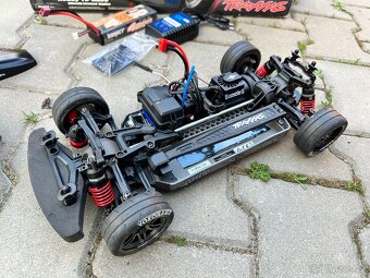 Traxxas Ford GT 4Tec 2.0 1:10 RTR Brushless - 4