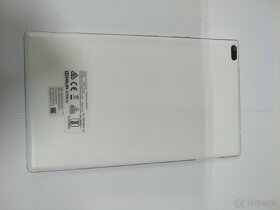 Lenovo tablet TB-8504X 2GB Ram 16GB SSD LTE - 4
