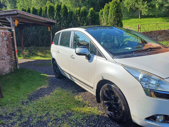 Prodám Peugeot 5008 1,6HDI 82 kw - 4