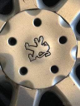 Prodám kola 205/60R15 - 4