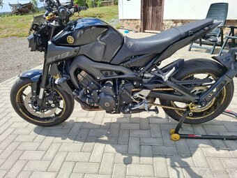 Yamaha MT 09 2020 - 4